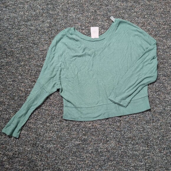 Size Small Auden Long Sleeve Green Cropped Shirt. NWT - Picture 1 of 3
